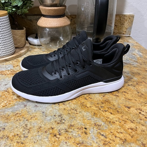 APL Black and White Women's Shoes - Picture 3 of 8